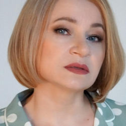 Павлова Нина